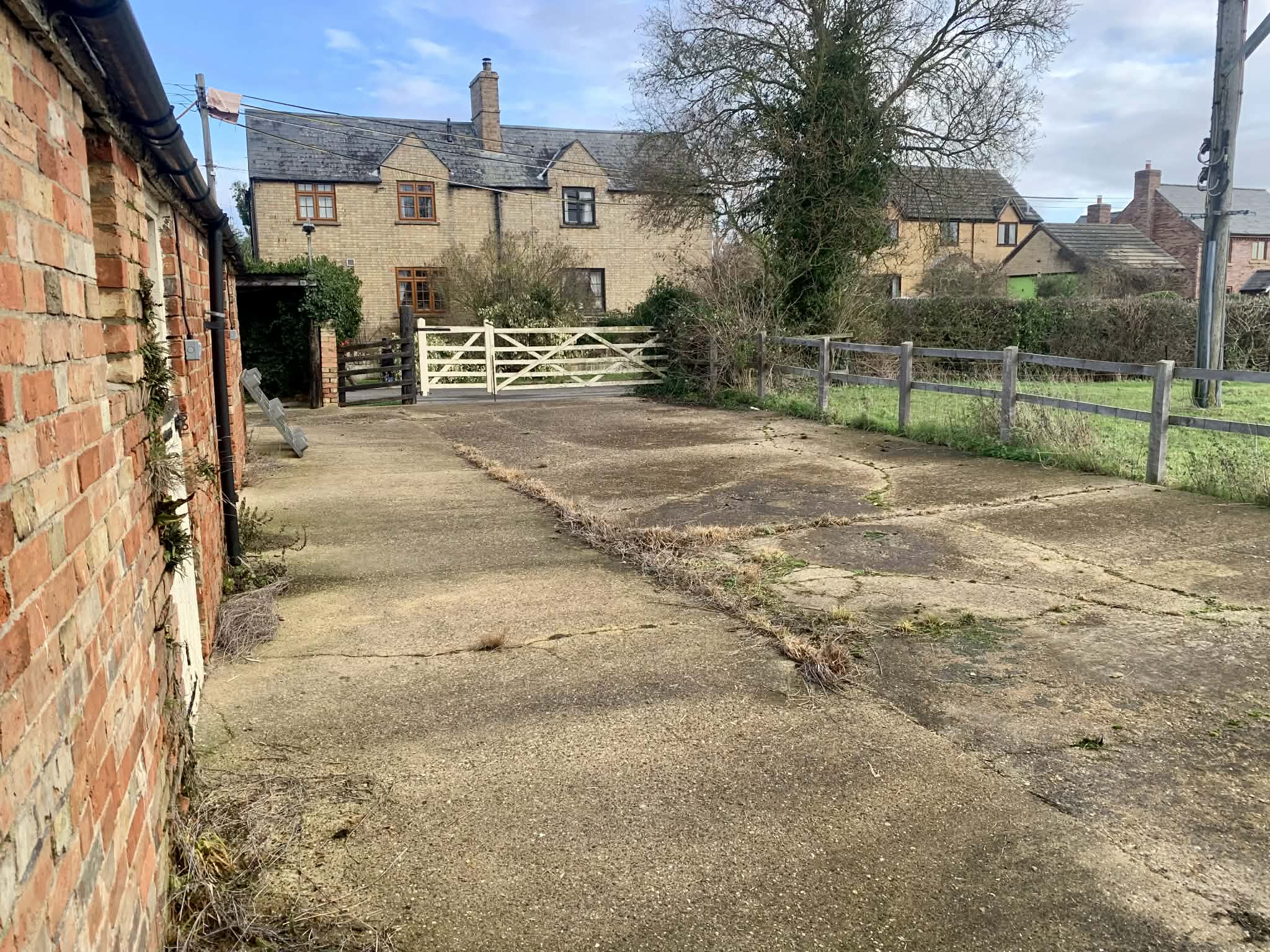 Yard Behind Fox & Hounds Pub photo 3