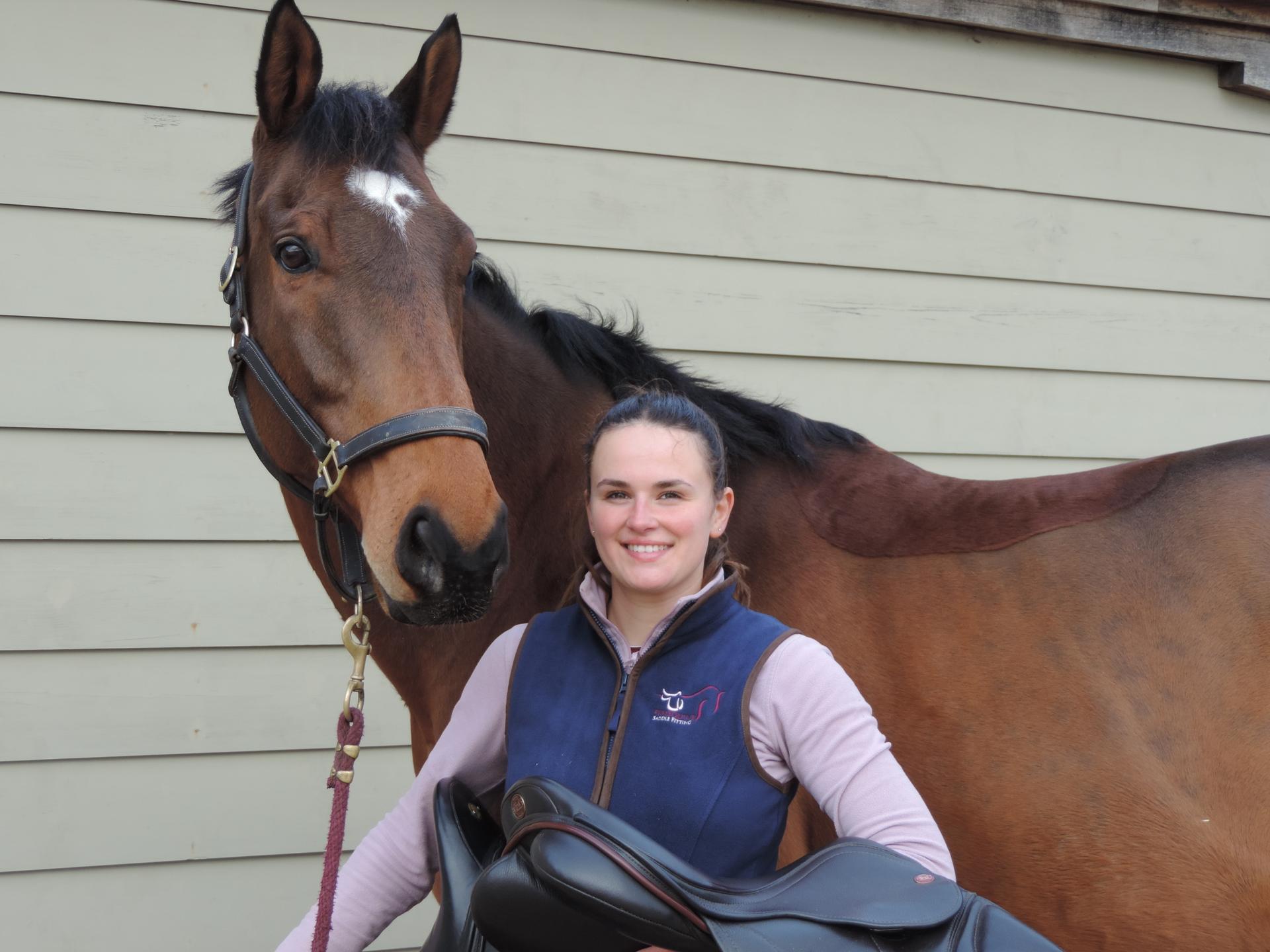 Freeequine Saddle Fitting photo 3