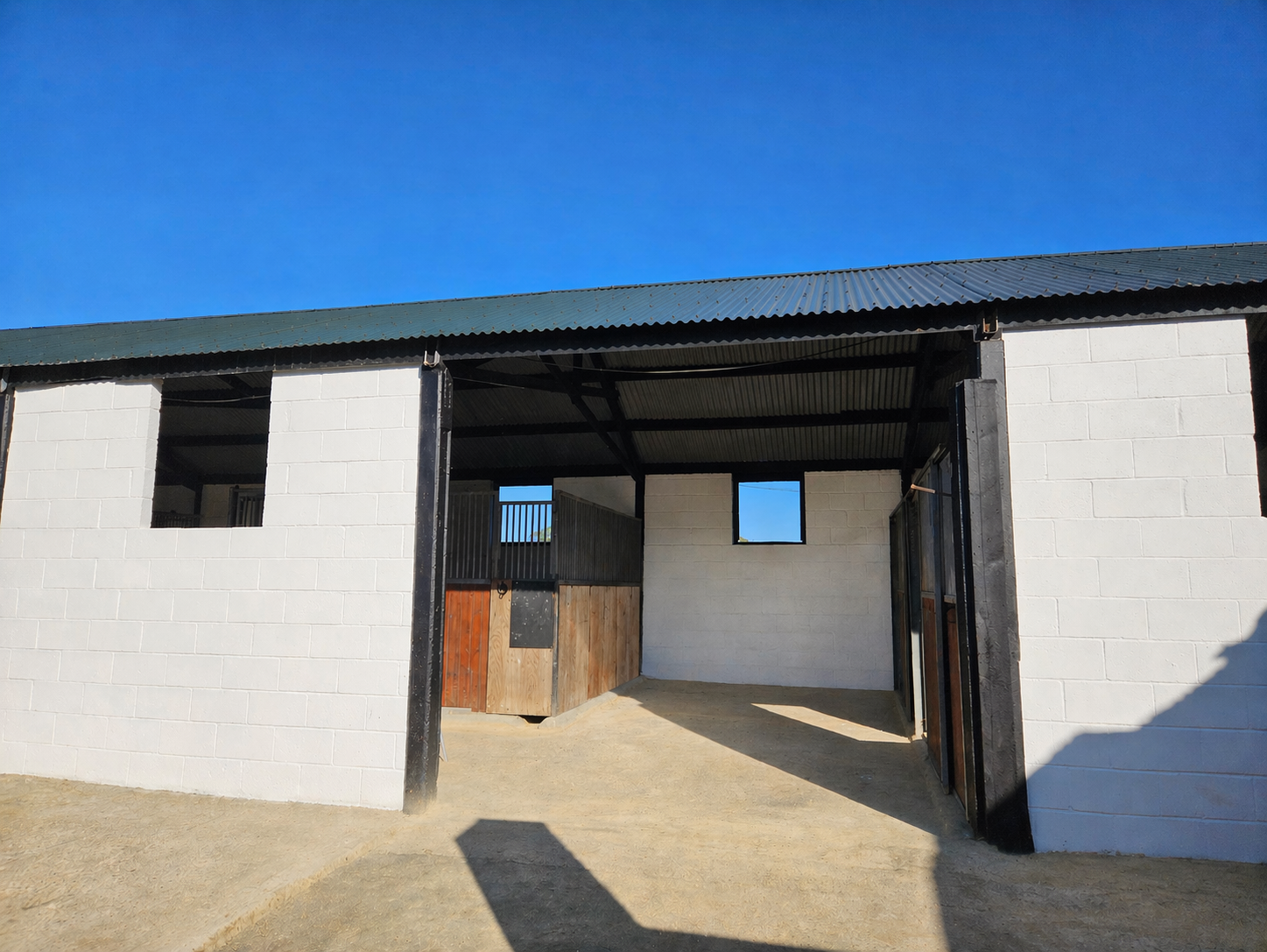 Churchlands stables (5 stables) photo 5
